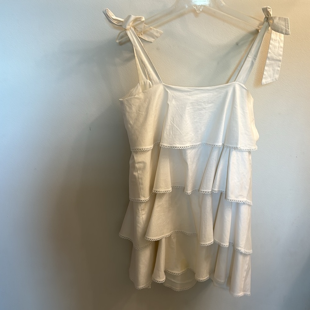 Tiered white ruffle WAYF dress - Picture 5 of 6
